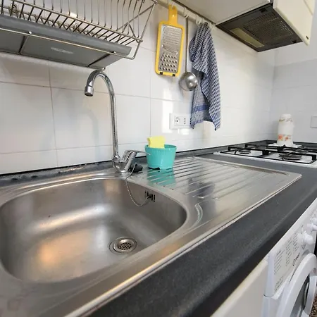 Apartment 192 - Casa Dinghy, - Dieci Minuti A Piedi Dall'ospedale Gaslini